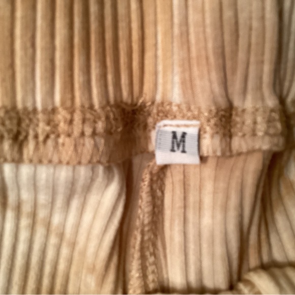 Matching hoodie & short set - Picture 5 of 6